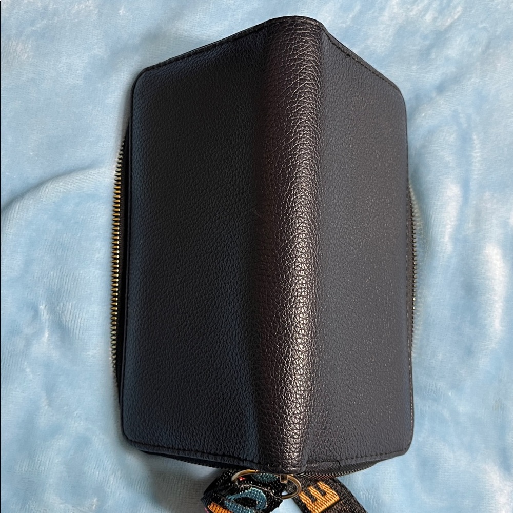 Black Zip-Around Wristlet Wallet w/ Colorful LOVE Strap – New - Picture 11 of 11